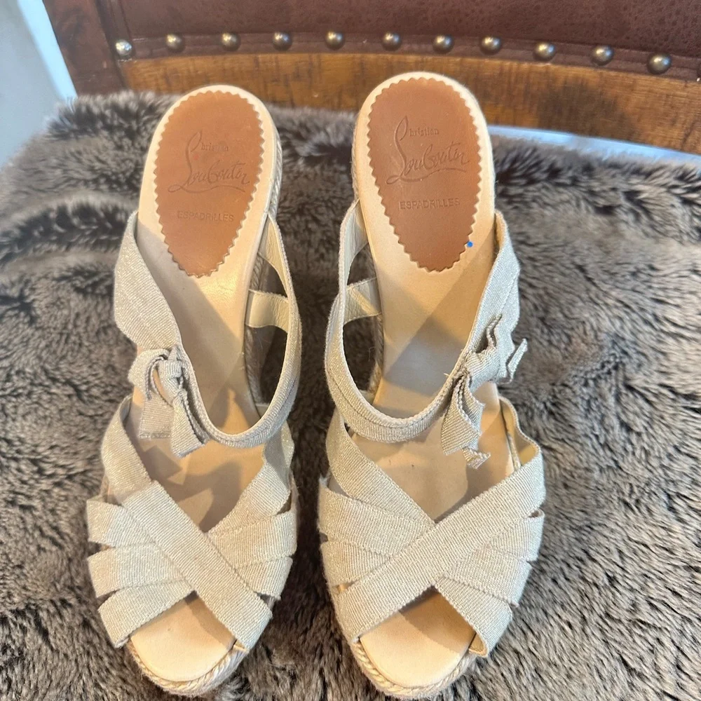 Christian Louboutin Gold Metallic Canvas Delfin 120 Espadrille Wedges Shoes, 38 - Picture 11 of 11